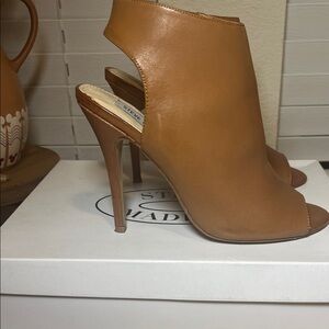 Steve Madden Brown Peep Toe Ankle Booties